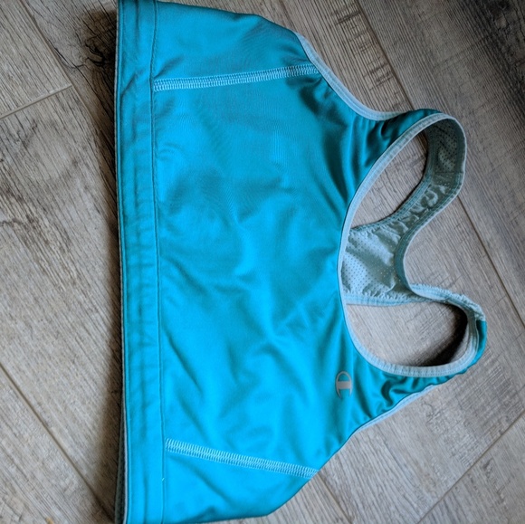 2 champion reversible sports bras - Picture 2 of 8